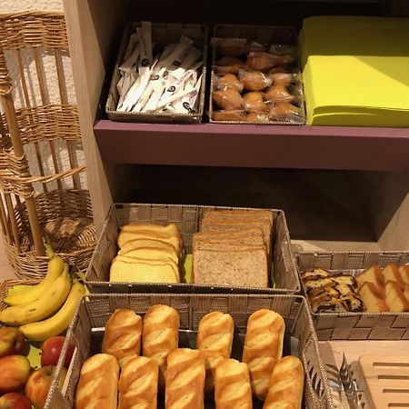 Hotel Du Stade Ex Kyriad Direct Lille Est Stade Pierre Mauroy فيلنوف داسك المظهر الخارجي الصورة