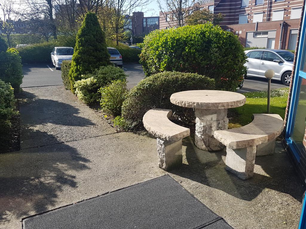 Hotel Du Stade Ex Kyriad Direct Lille Est Stade Pierre Mauroy فيلنوف داسك المظهر الخارجي الصورة