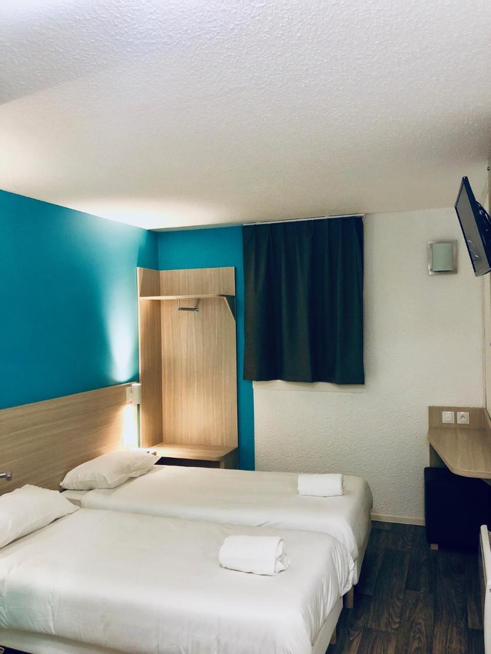 Hotel Du Stade Ex Kyriad Direct Lille Est Stade Pierre Mauroy فيلنوف داسك المظهر الخارجي الصورة