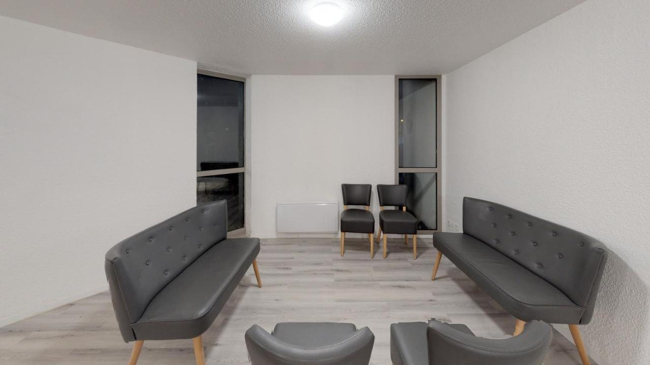 Hotel Du Stade Ex Kyriad Direct Lille Est Stade Pierre Mauroy فيلنوف داسك المظهر الخارجي الصورة